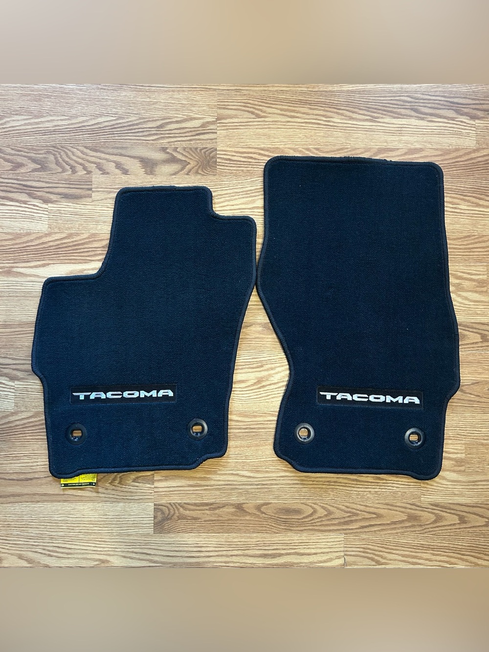2024-2026 Toyota Tacoma Crew Cab / Double Cab Carpet Floor Mats OEM Black Nice